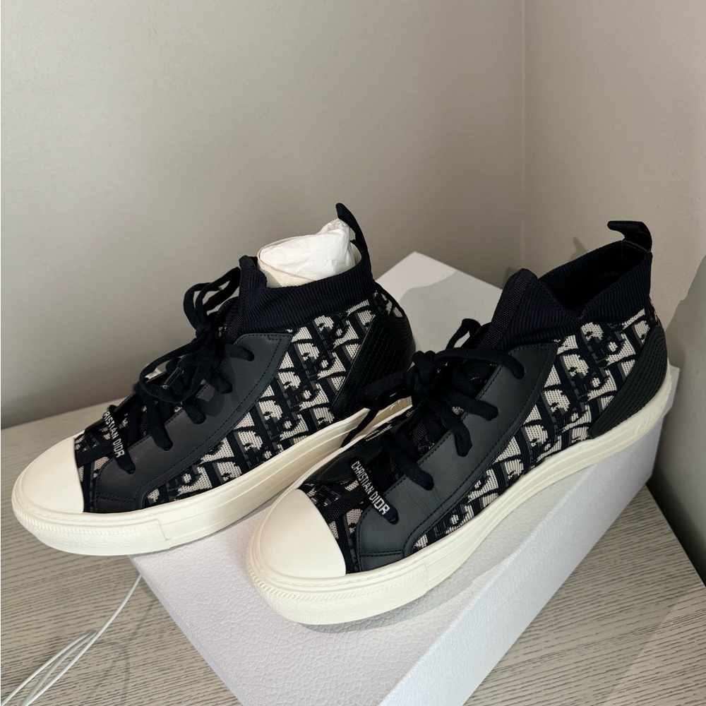 Women’s Dior sneakers! Navy blue and cream. Size 40. Brand new, never worn